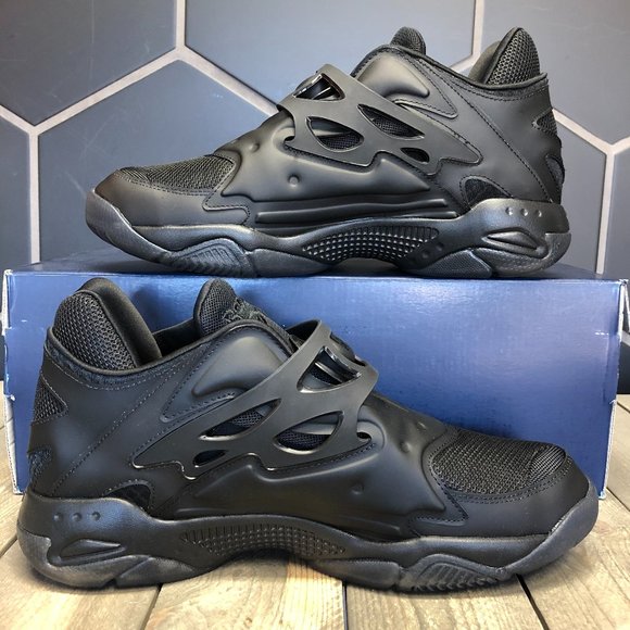 Reebok Pump Court Triple Black (Multiple Sizes) - Picture 2 of 6